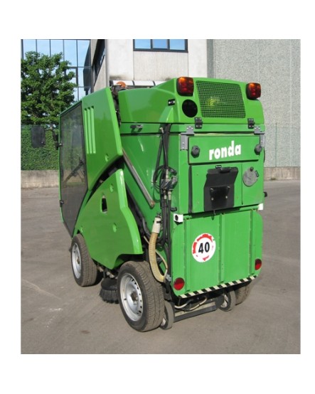 SPAZZATRICE COMPATTA diesel RONDA (usato 2780)