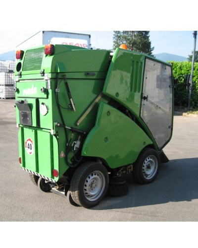 SPAZZATRICE COMPATTA diesel RONDA (usato 2780)