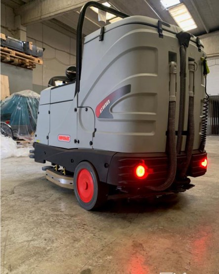 Lavapavimenti C100 BRIGHT FULL (usato)