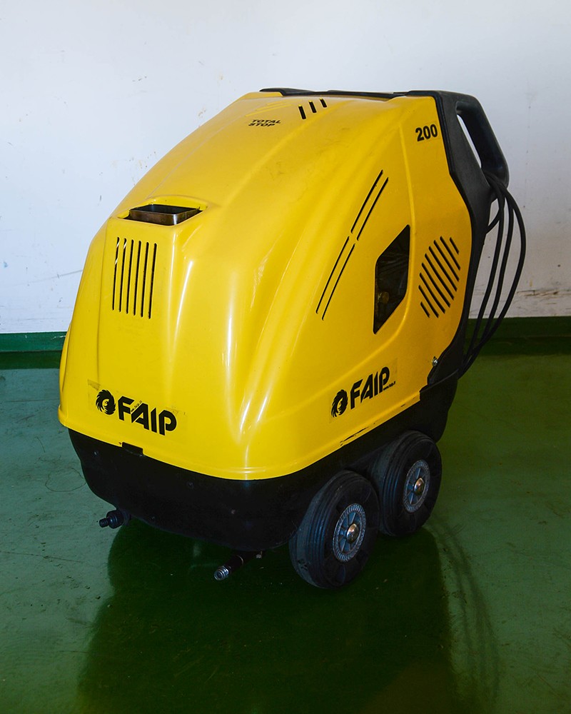 Idropulitrice ad acqua calda NEW GOLDEN JET 200/15 (usato 1799)