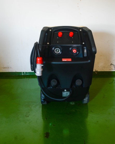 Idropulitrice a acqua calda NEW MASTER JET 250/15 (usato 6174)